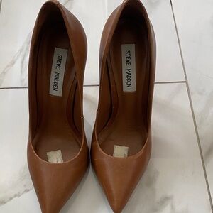 Steve Madden Tan Heels